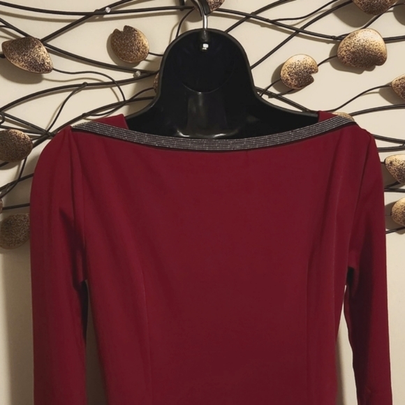 Classic Deep Red Dress - Picture 3 of 5